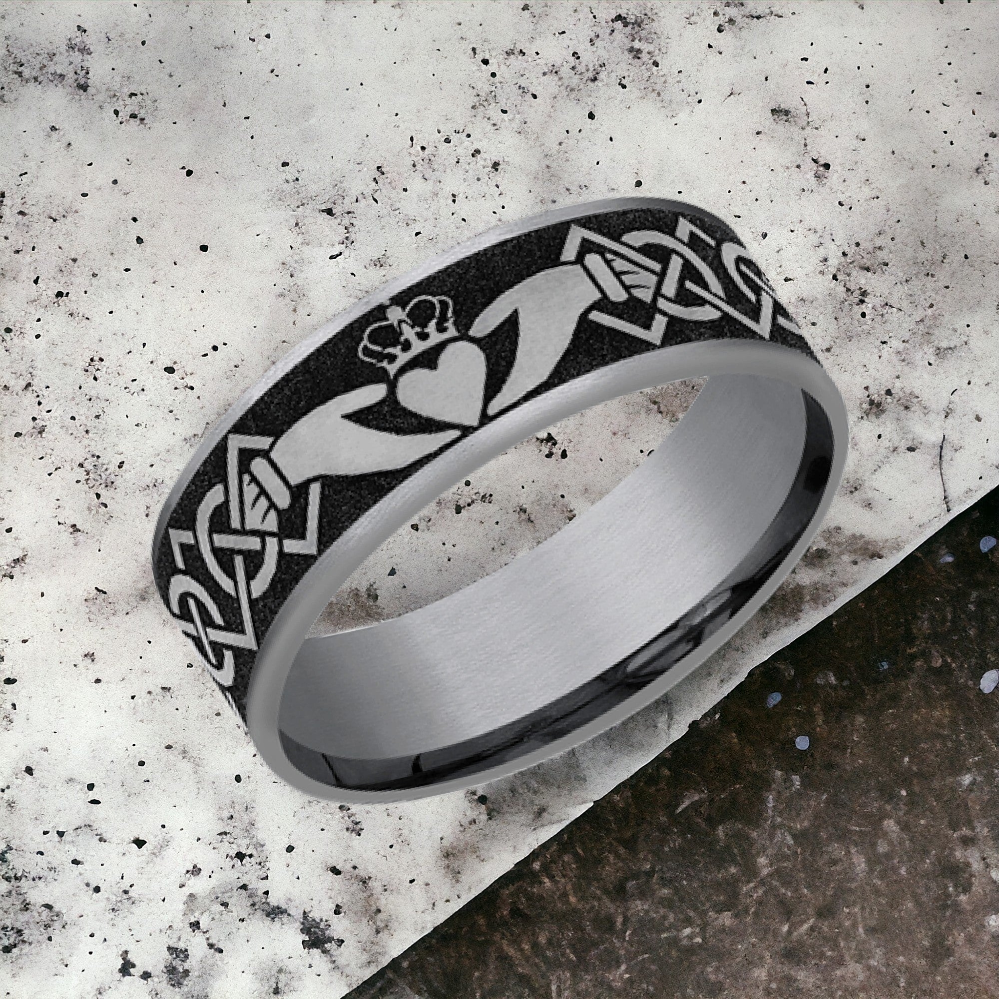 Men's Wedding Band | The Claddagh | Tantalum Grey with Grey Black Titanium | Elysium